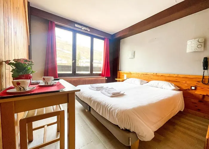 Atmosphere Hotel 3*