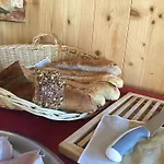 Atmosphere Отель