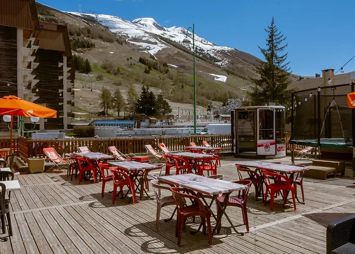 Atmosphere Szálloda 3*